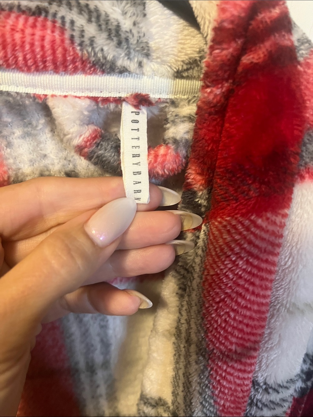 Pottery Barn Red and White Plaid Fleece Hooded Bath Robe - Picture 2 of 3